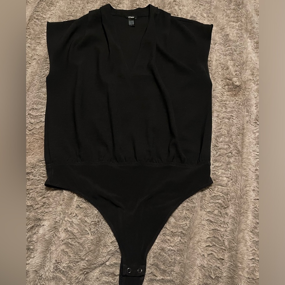 Express V neck body suit